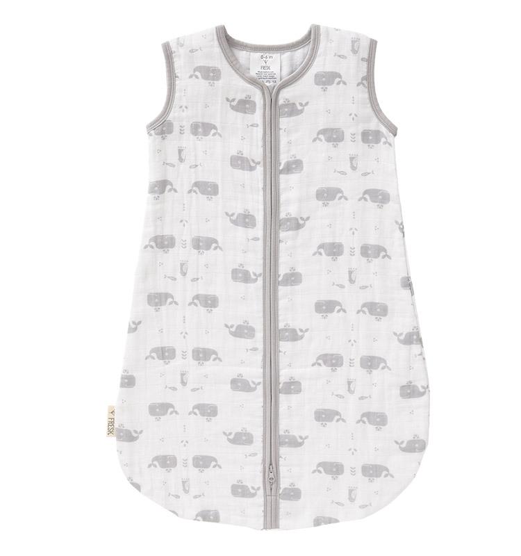 schlafsack weiß Fresk || Musselin Baby Schlafsack || Wal Hellgrau || ab Geburt – Kristin Weiss Manufaktur