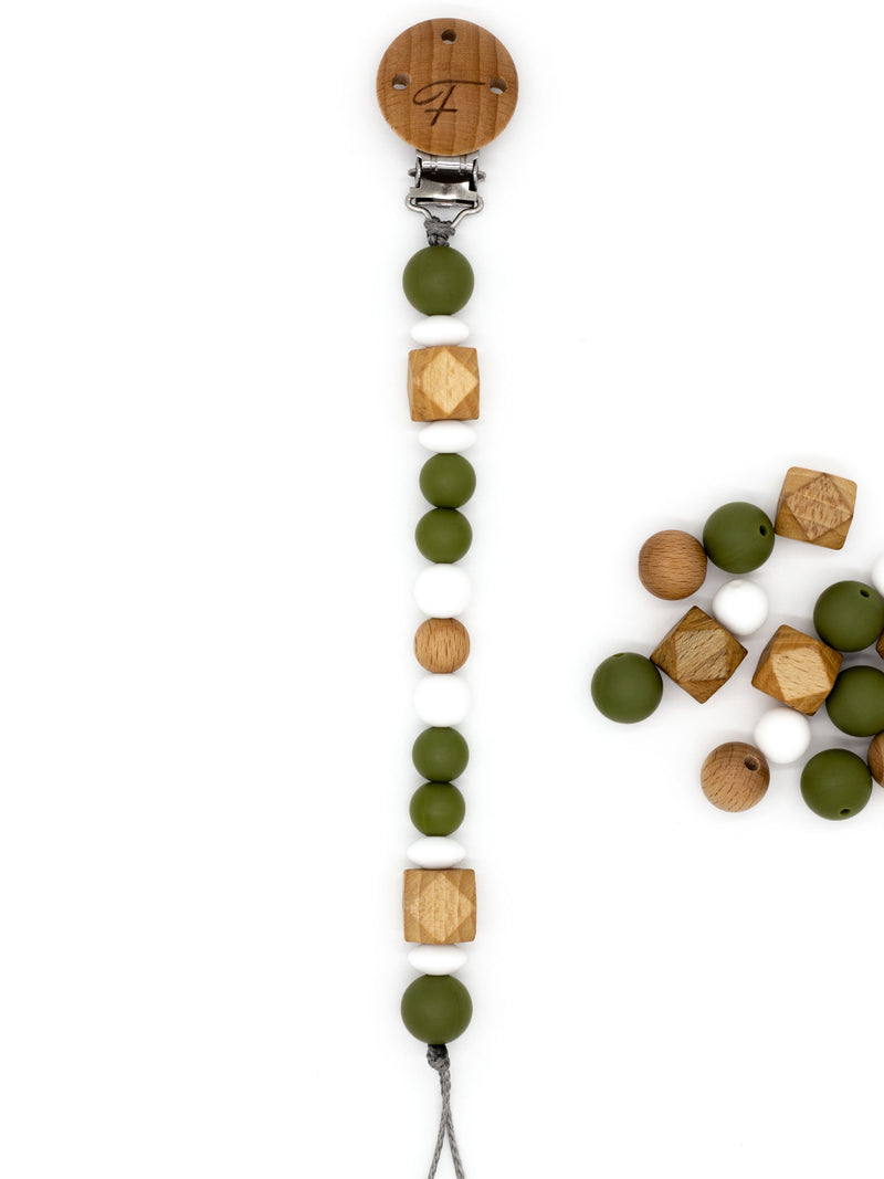 Pacifier chain || Simply Green